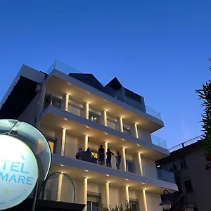 Hotel Miramare Con Piscina ***
