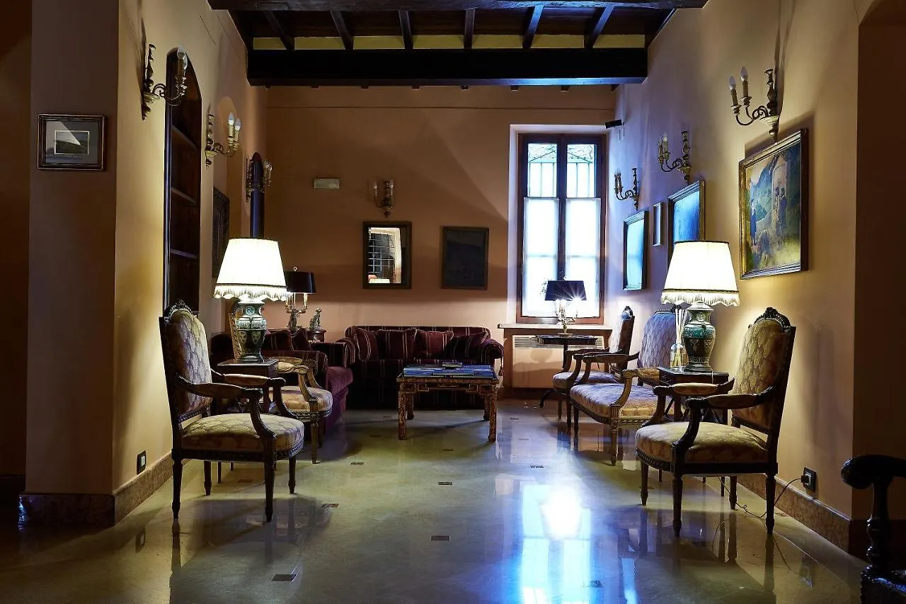 Albergo Trattoria Il Leone Pomponesco 3*,