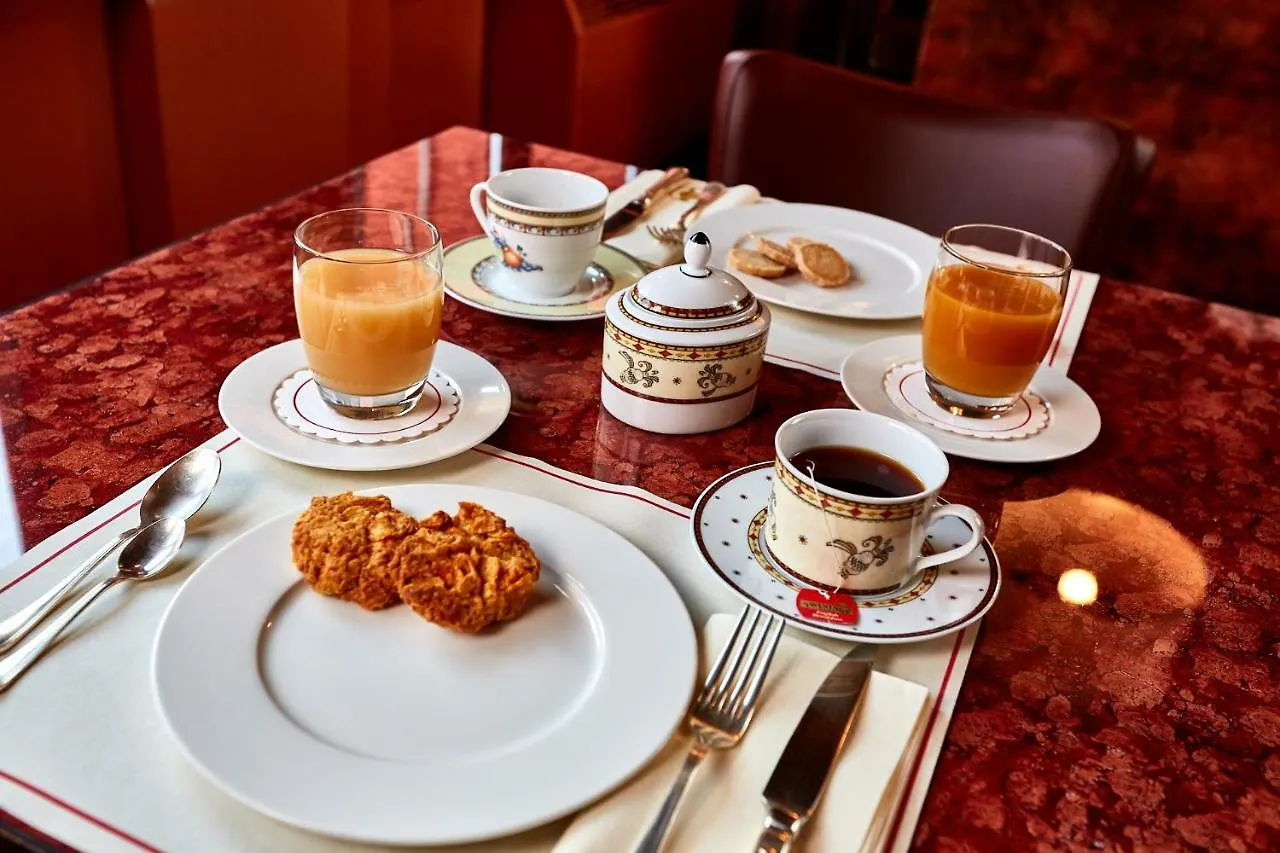 *** Hotel Albergo Trattoria Il Leone Pomponesco Italy