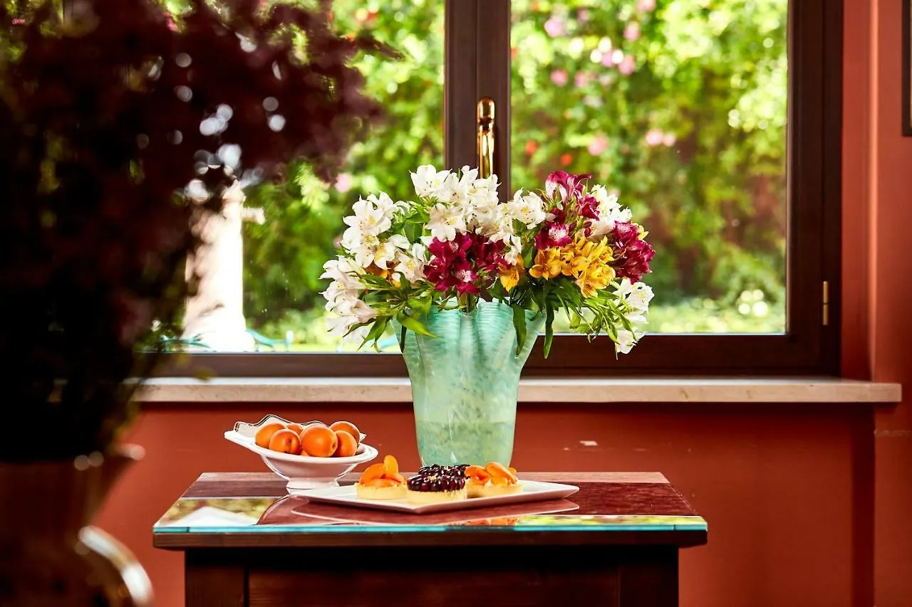 Albergo Trattoria Il Leone Pomponesco 3*,