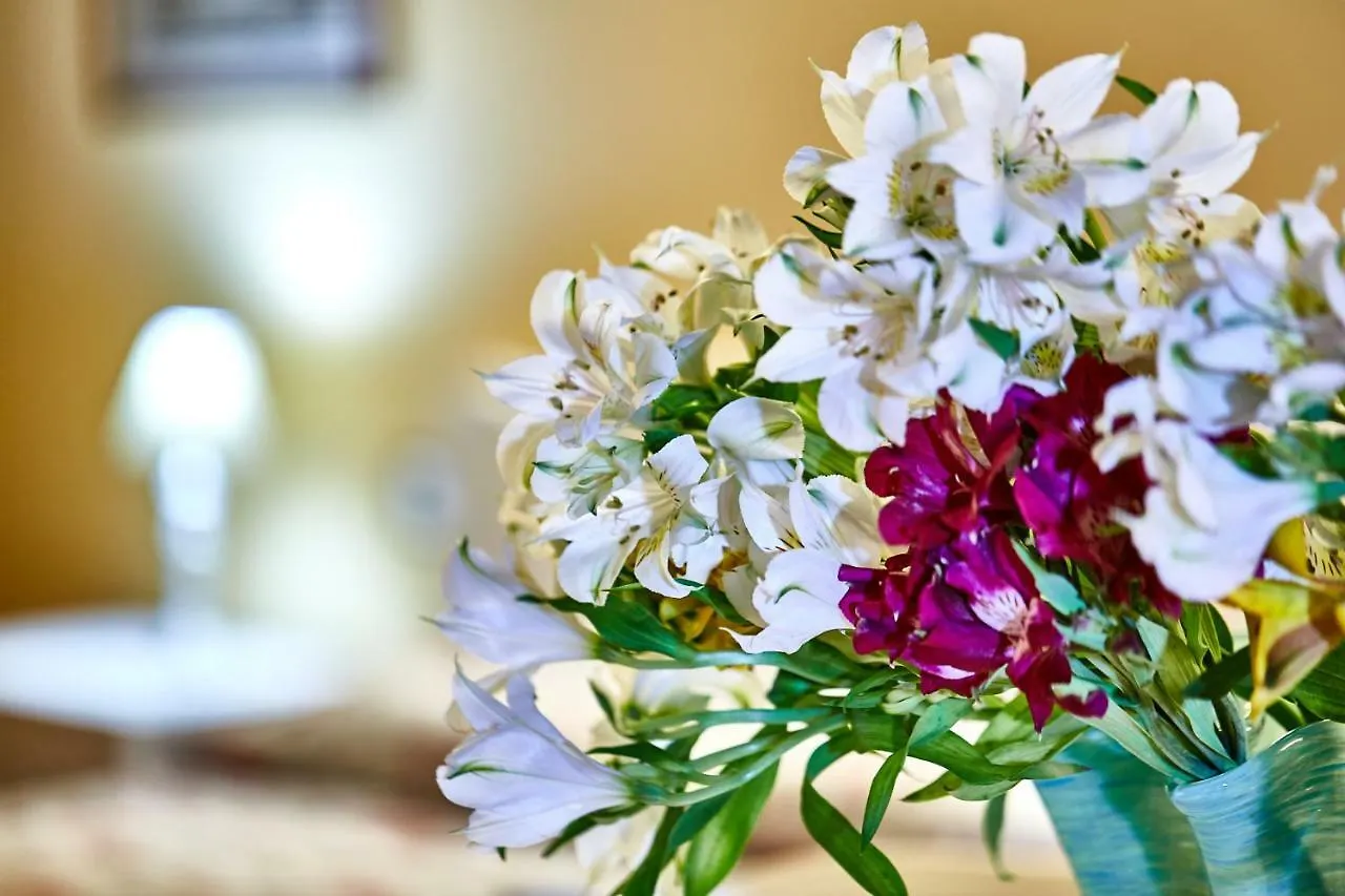 Albergo Trattoria Il Leone Pomponesco 3*,